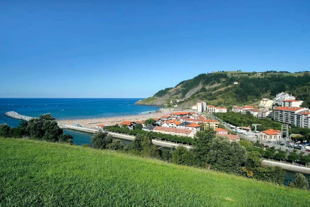 Pension Zumardi Deba Penzion